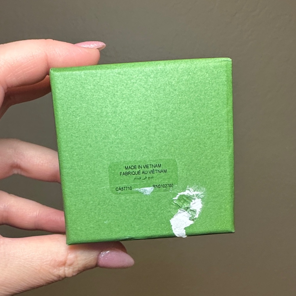 NWT - Kate Spade Victoria Cluster Stud Earrings - Picture 9 of 10
